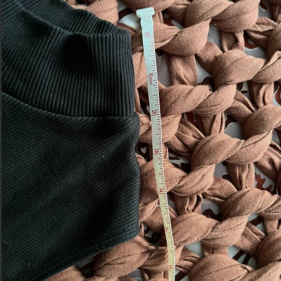 NWOT Everlane Ribbed Mockneck Tank - Black - Size XL - Picture 6 of 7